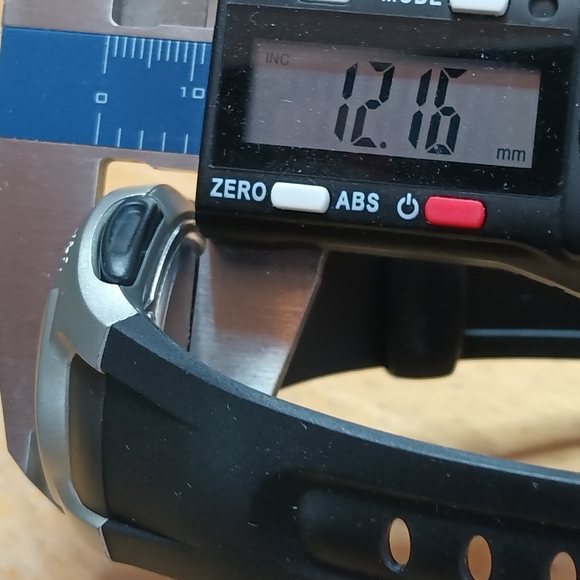 X Casio Alarm Chrono Illuminator 39mm silver case, black wrist band Illumina - Picture 5 of 12